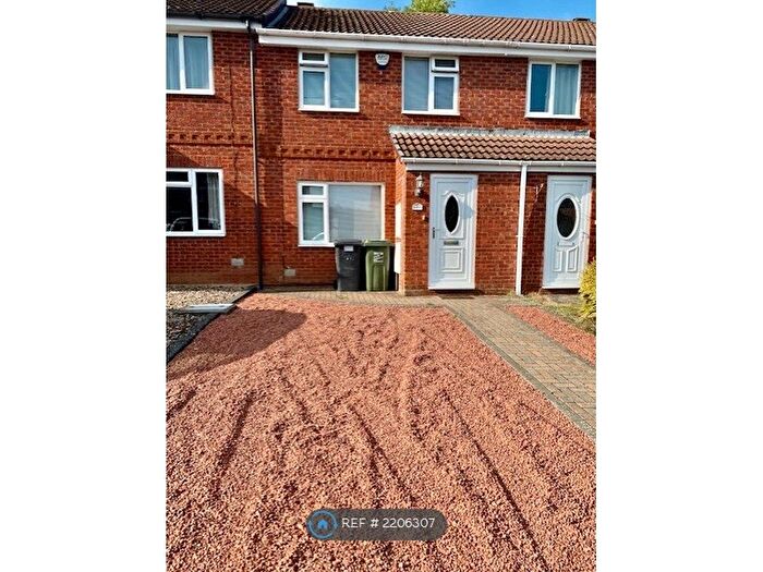 3 Bedroom Terraced House To Rent In Spetchley Close, Redditch, B97