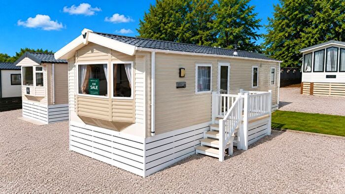 2 Bedroom Park Home For Sale In Capernwray, Carnforth, LA6