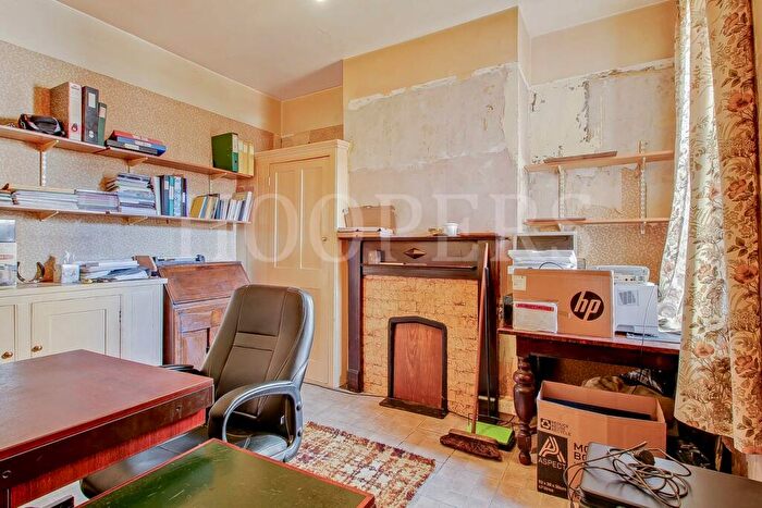 3 Bedroom Terraced House For Sale In West Ella Road, London, NW10