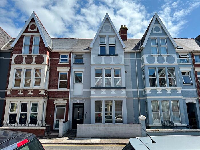 1 Bedroom Flat To Rent In Mary Street, Porthcawl, CF36