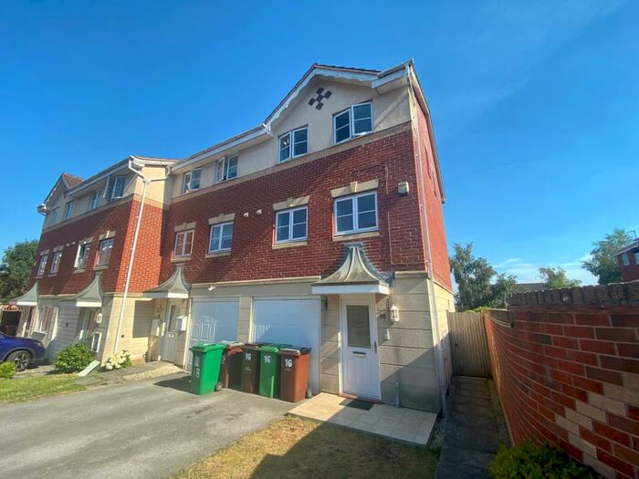 3 Bedroom House To Rent In Mardling Avenue, Bestwood, NG5