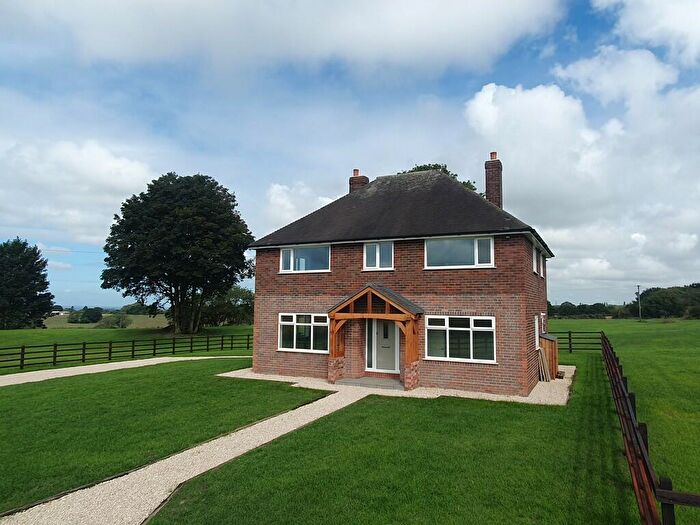 4 Bedroom Farm House To Rent In Bignall End Road, Bignall End, Audley, Stoke-on-Trent, ST7