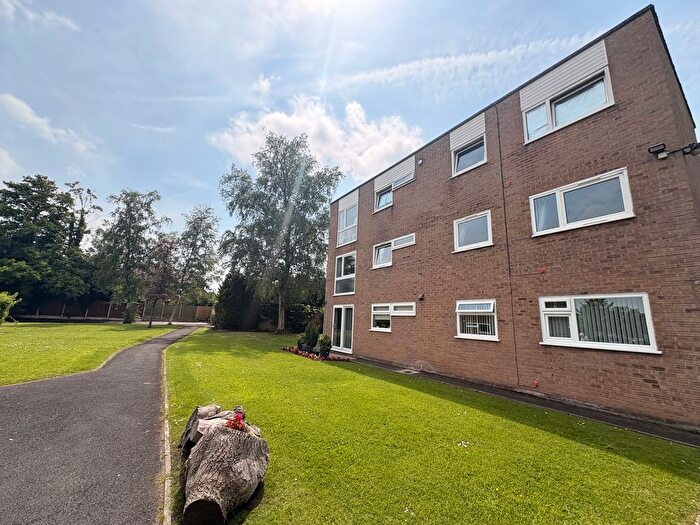 2 Bedroom Property To Rent In Grange Road Grange Court, Altrincham, WA14