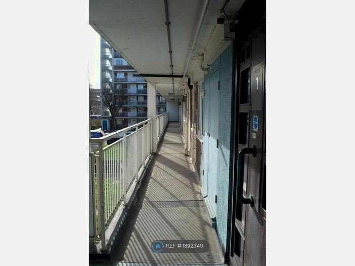 3 Bedroom Maisonette To Rent In Blake Court, London, NW6