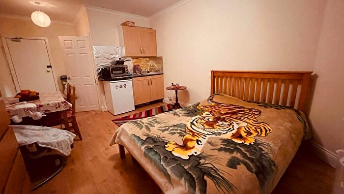 Studio To Rent In Station Road, Harrow, HA1