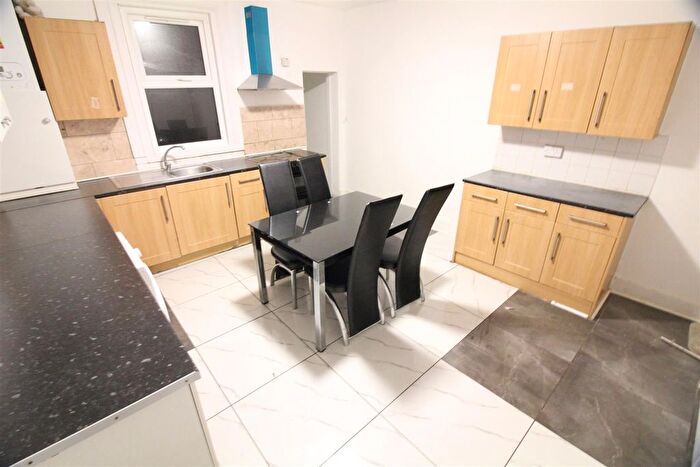 5 Bedroom Property To Rent In Cowley Road, Uxbridge, UB8