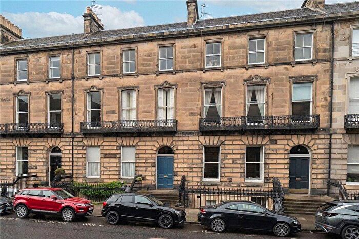 2 Bedroom Apartment For Sale In Chester Street, Edinburgh, EH3