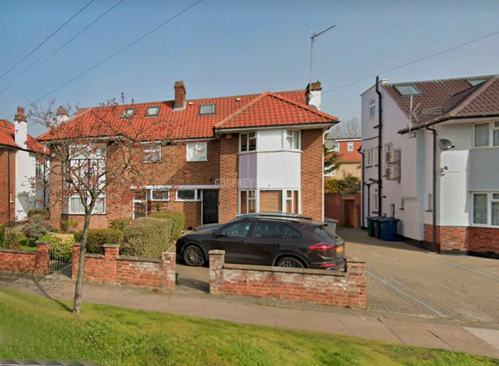 4 Bedroom Semi-Detached House To Rent In Devonshire Road, Mill Hill East, NW7