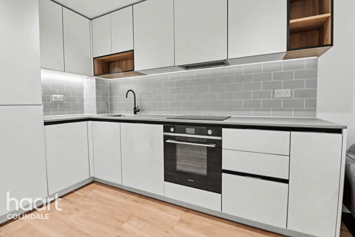 1 Bedroom Apartment For Sale In Farington House, Beaufort Park, NW9