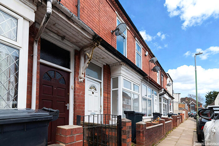 2 Bedroom Terraced House To Rent In Smith Street, Dudley, DY2