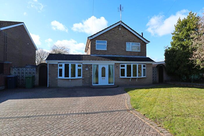 4 Bedroom Detached House For Sale In Skellingthorpe Road, Lincoln, LN6