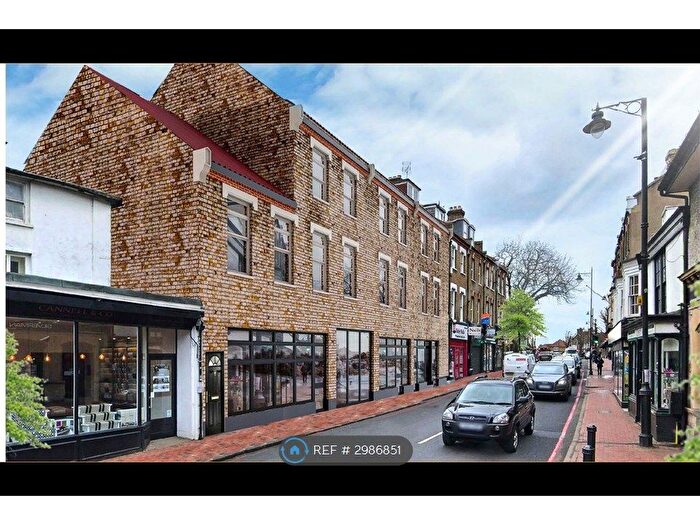 1 Bedroom Flat To Rent In High Street, Carshalton, SM5