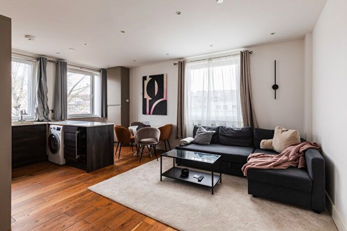 2 Bedroom Flat To Rent In Wilder Street, Bristol, BS2