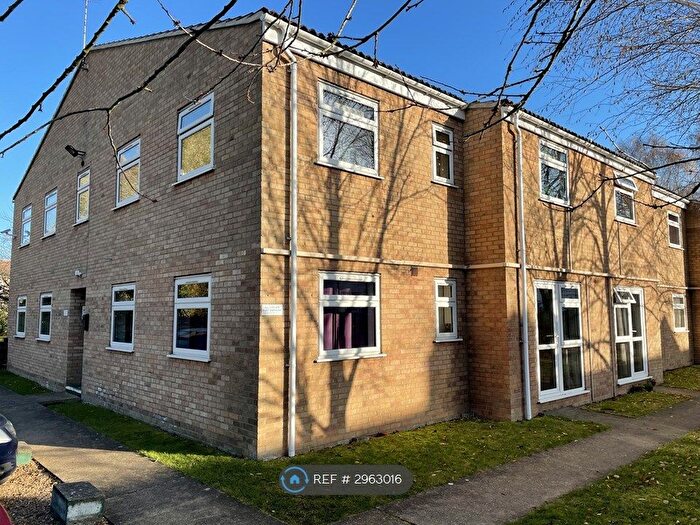 2 Bedroom Flat To Rent In Regatta Court, Cambridge, CB5