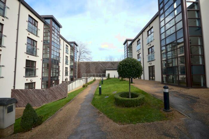 2 Bedroom Apartment To Rent In Queens Gardens, Park Grange Road, S2