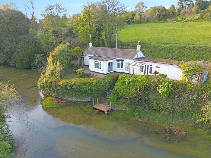 2 Bedroom Bungalow For Sale In Devoran, Truro, Cornwall, TR3