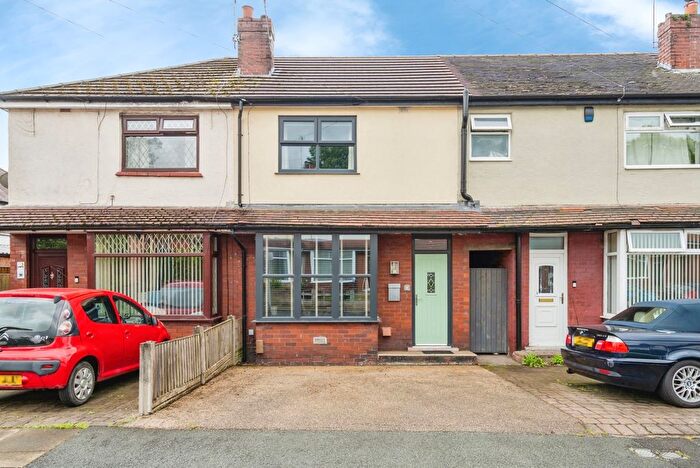 2 Bedroom Mews For Sale In Coverdale Road, Westhoughton, Bolton, Greater Manchester, BL5