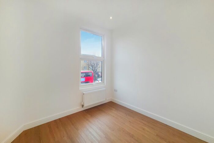 1 Bedroom Flat To Rent In Morland Road, London CR0