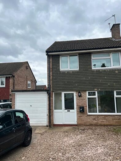 3 Bedroom Semi-Detached House For Sale In Cathkin Close, Leicester, LE3