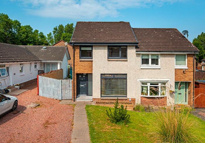 3 Bedroom Semi-Detached House To Rent In Langlea Avenue, Cambuslang, South Lanarkshire, G72