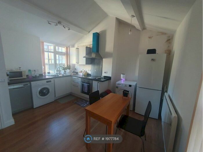 1 Bedroom Flat To Rent In Bank Street, Sheffield, S1