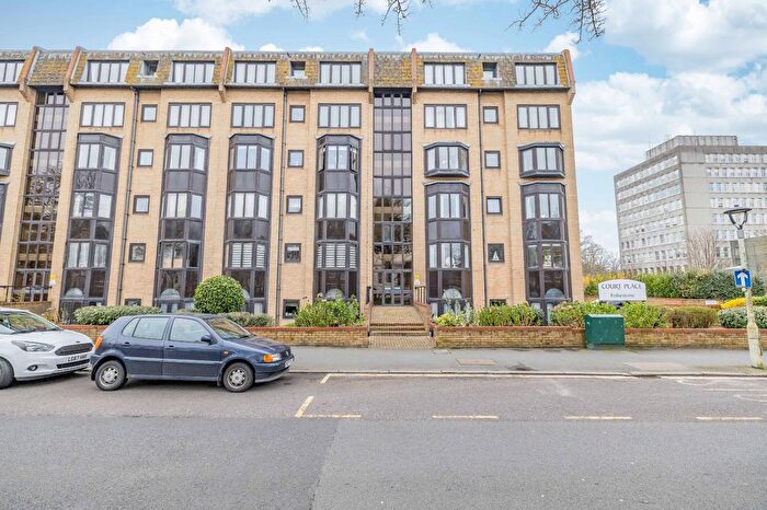 1 Bedroom Flat For Sale In Castle Hill Avenue, Folkestone, Kent, CT20