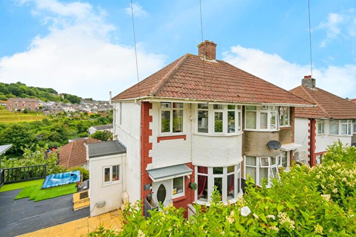 3 Bedroom Semi-Detached House For Sale In Cardinal Avenue, Plymouth, PL5