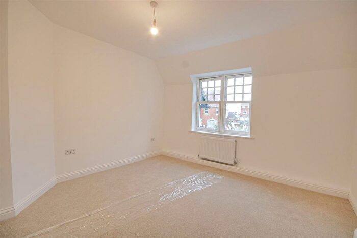 3 Bedroom Flat To Rent In St. Nicholas Place, Sheringham, NR26