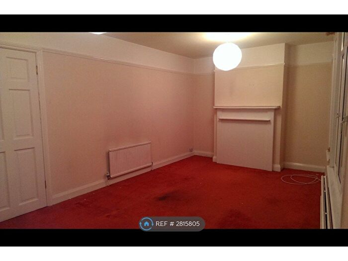 3 Bedroom Maisonette To Rent In Northolt Road, Harrow, HA2