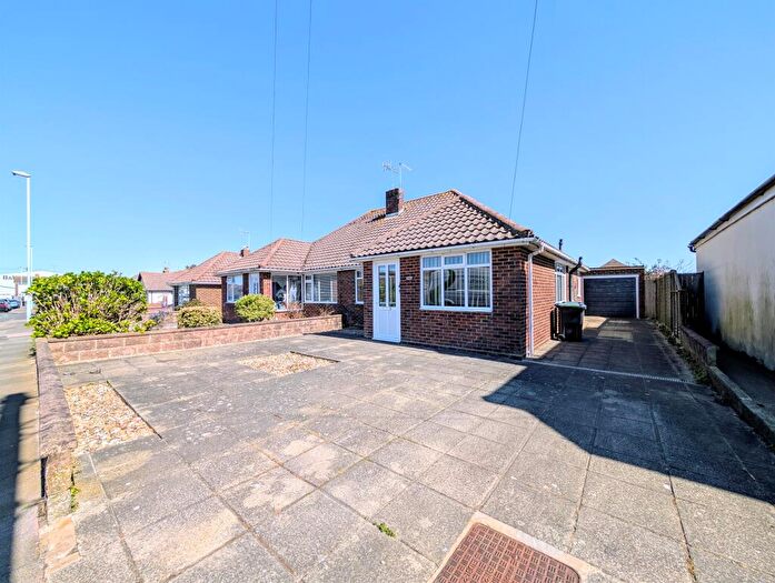 3 Bedroom Detached Bungalow For Sale In Meadow Road, Worthing, BN11