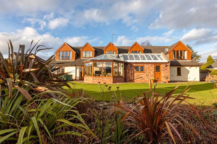 6 Bedroom Detached House For Sale In Gayton Parkway, Wirral, CH60