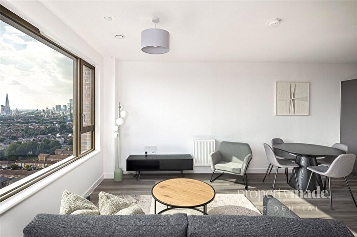 1 Bedroom Flat To Rent In Vista Heights, Ilderton Road, London, SE15