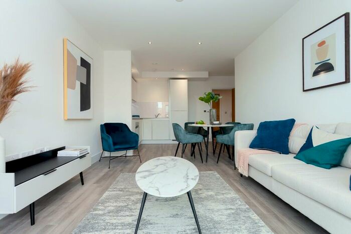 1 Bedroom Flat To Rent In Thames Road, London, E16