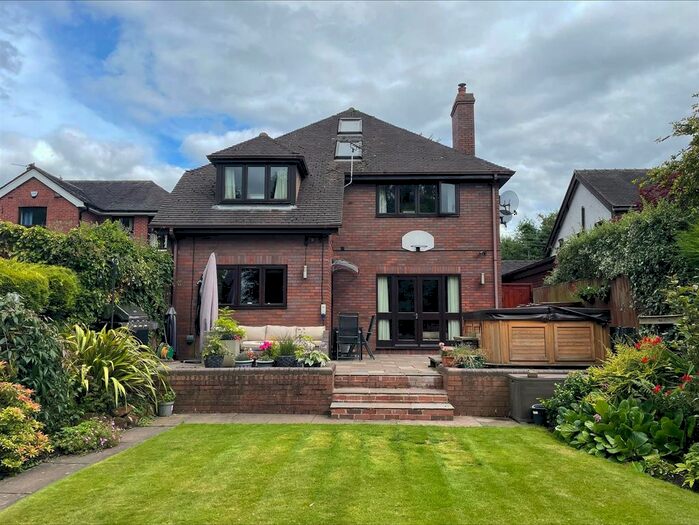 5 Bedroom Detached House For Sale In Alsager Road, Audley, Stoke-On-Trent, ST7