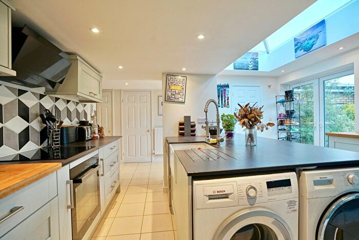 3 Bedroom Terraced House For Sale In High Street, Earith, Huntingdon, PE28