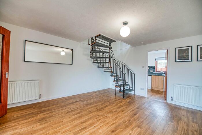 2 Bedroom Semi-Detached House To Rent In Parrotshot, Edinburgh, EH15