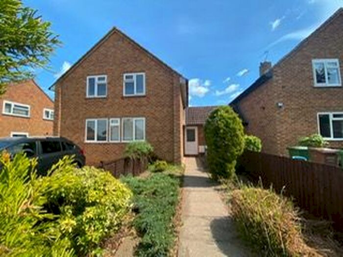 2 Bedroom Maisonette For Sale In Coombefield Road, Wickhamford, WR11