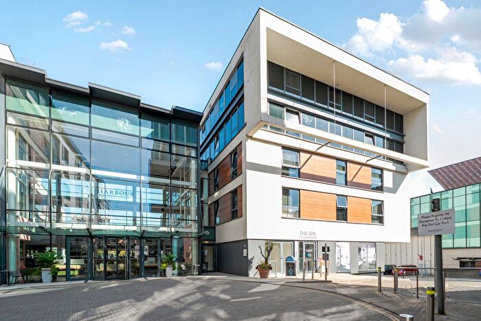 2 Bedroom Flat To Rent In The Residence, Alexandra Terrace, Guildford, GU1
