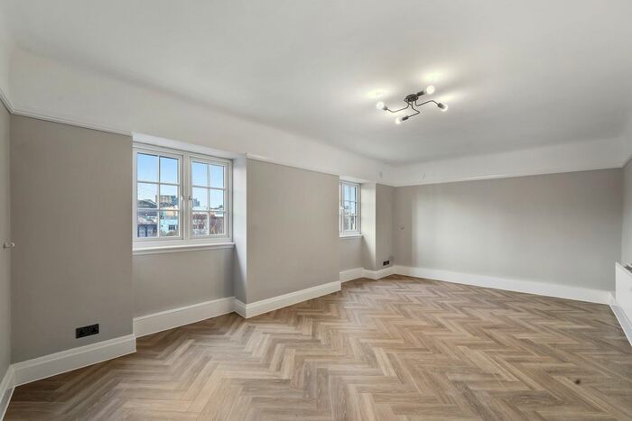 1 Bedroom Flat To Rent In Richmond Hill, Bournemouth, BH2