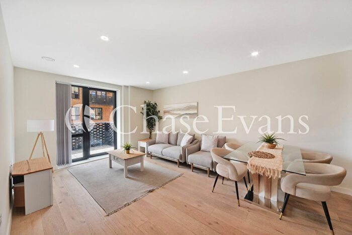 1 Bedroom Flat To Rent In Middle Road, Hanwell, London, W7