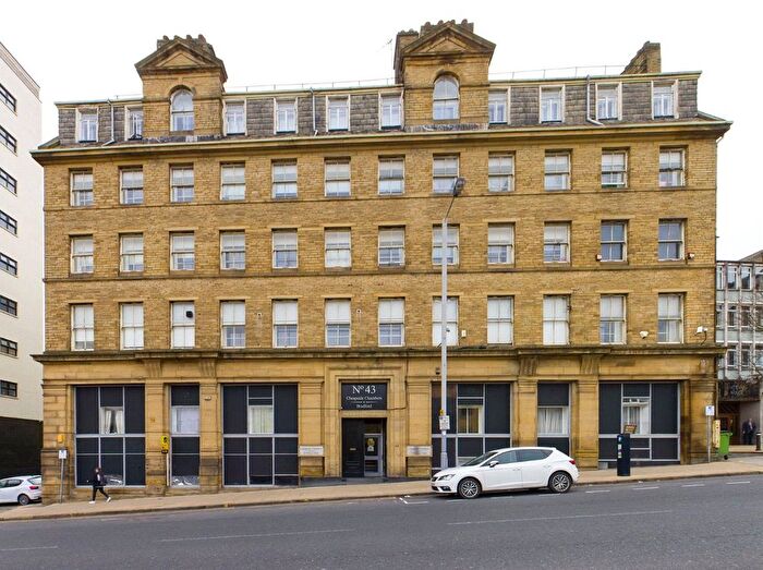 1 Bedroom Flat To Rent In Cheapside Chambers, Cheapside, Bradford, West Yorkshire, BD1