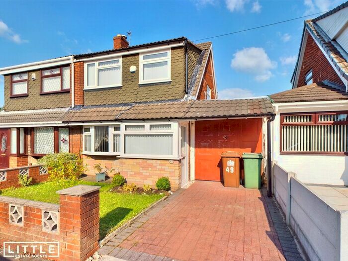 3 Bedroom Semi-Detached House To Rent In Sutton Park Drive, St. Helens, WA9