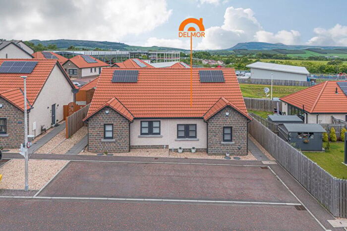 2 Bedroom Semi-Detached Bungalow For Sale In Dora Lane, Lochgelly, KY5