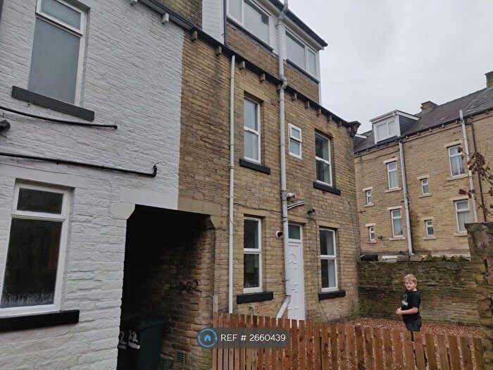 5 Bedroom Terraced House To Rent In Mumford Street, Bradford, BD5