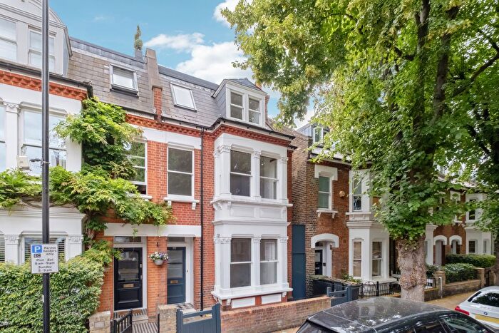 4 Bedroom Terraced House To Rent In Upham Park Road, Chiswick, W4