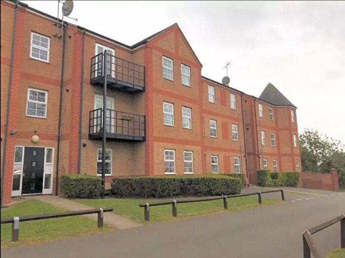 2 Bedroom Flat To Rent In Turners Gardens, Wootton, Northampton, NN4