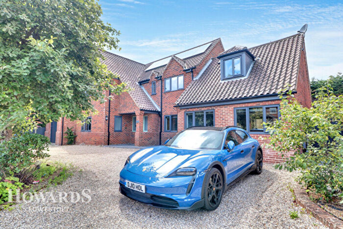 5 Bedroom Detached House For Sale In Wash Lane, Lowestoft, NR33