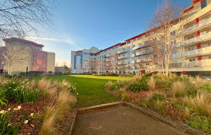 2 Bedroom Property To Rent In Harbourside, The Crescent, BS1
