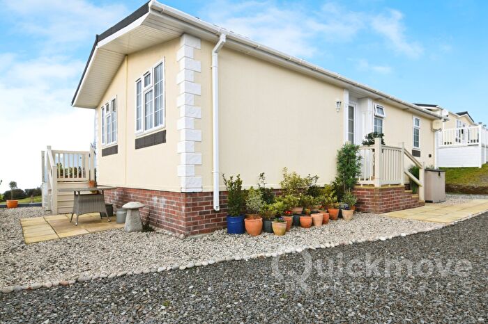 1 Bedroom Park Home For Sale In Woolacombe, Devon, EX34