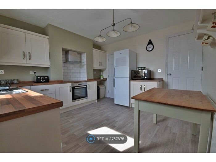 3 Bedroom Terraced House To Rent In City Road, Sheffield, S2